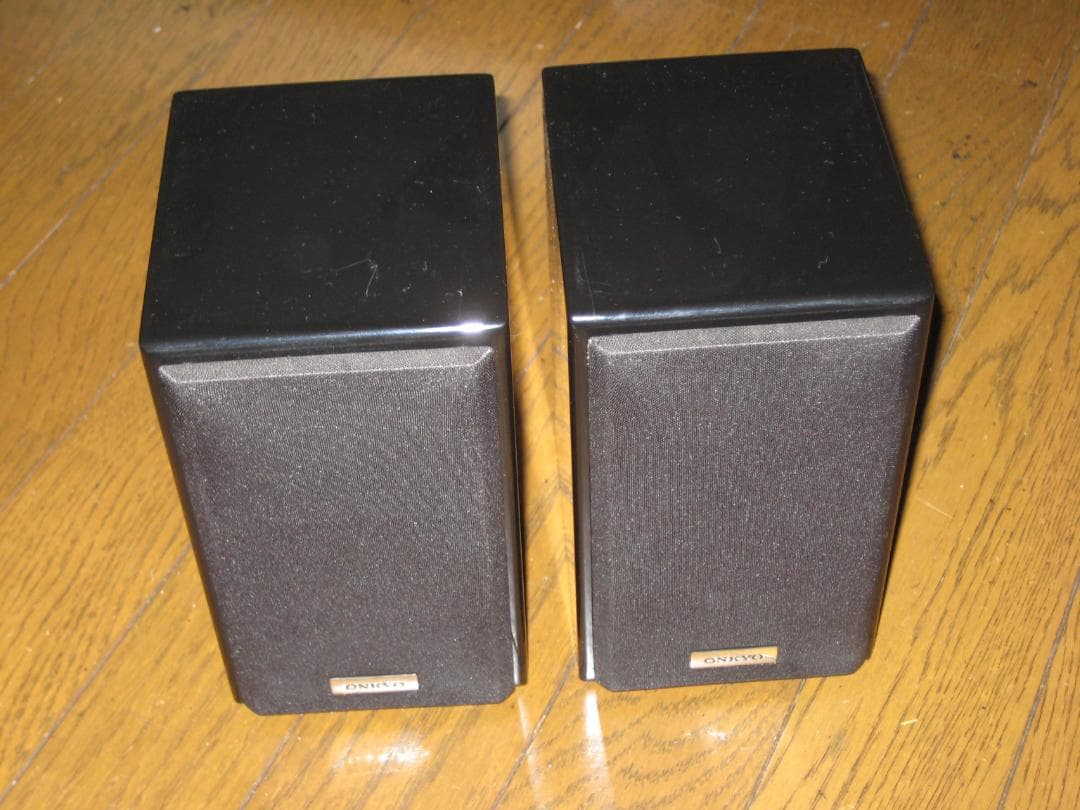 Onkyo Speaker