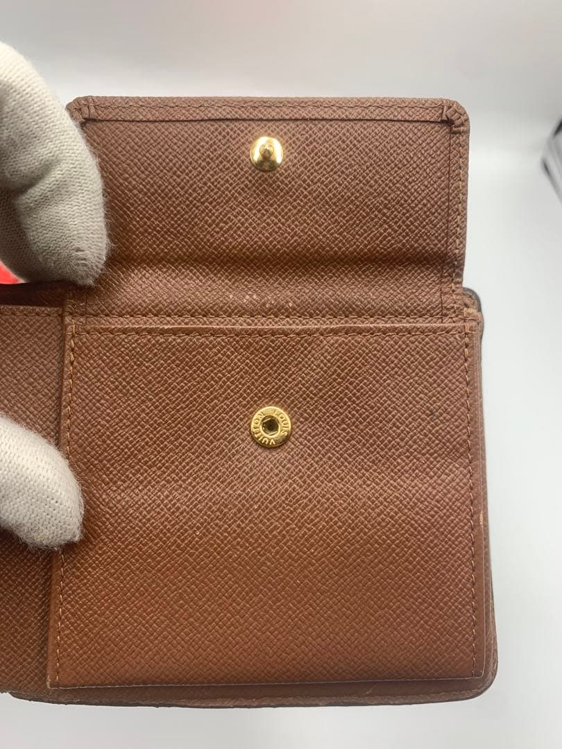 Louis Vuitton Bi-Fold Wallet
