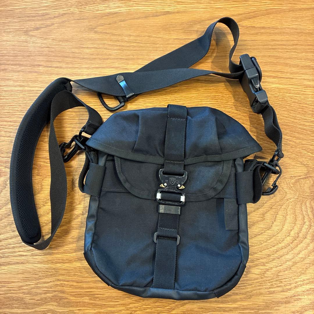 Bagjack Shoulder Bags Cobra