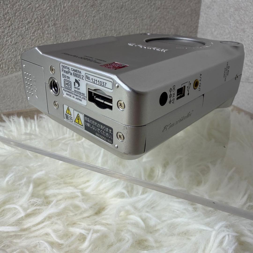 Fujifilm Compact Digital Cameras Finepix6800Z