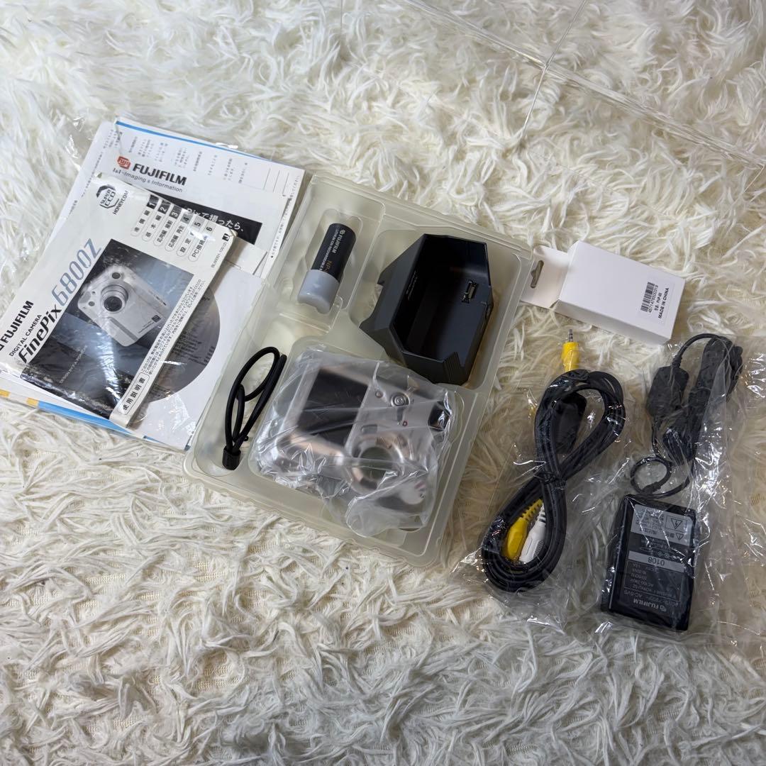 Fujifilm Compact Digital Cameras Finepix6800Z