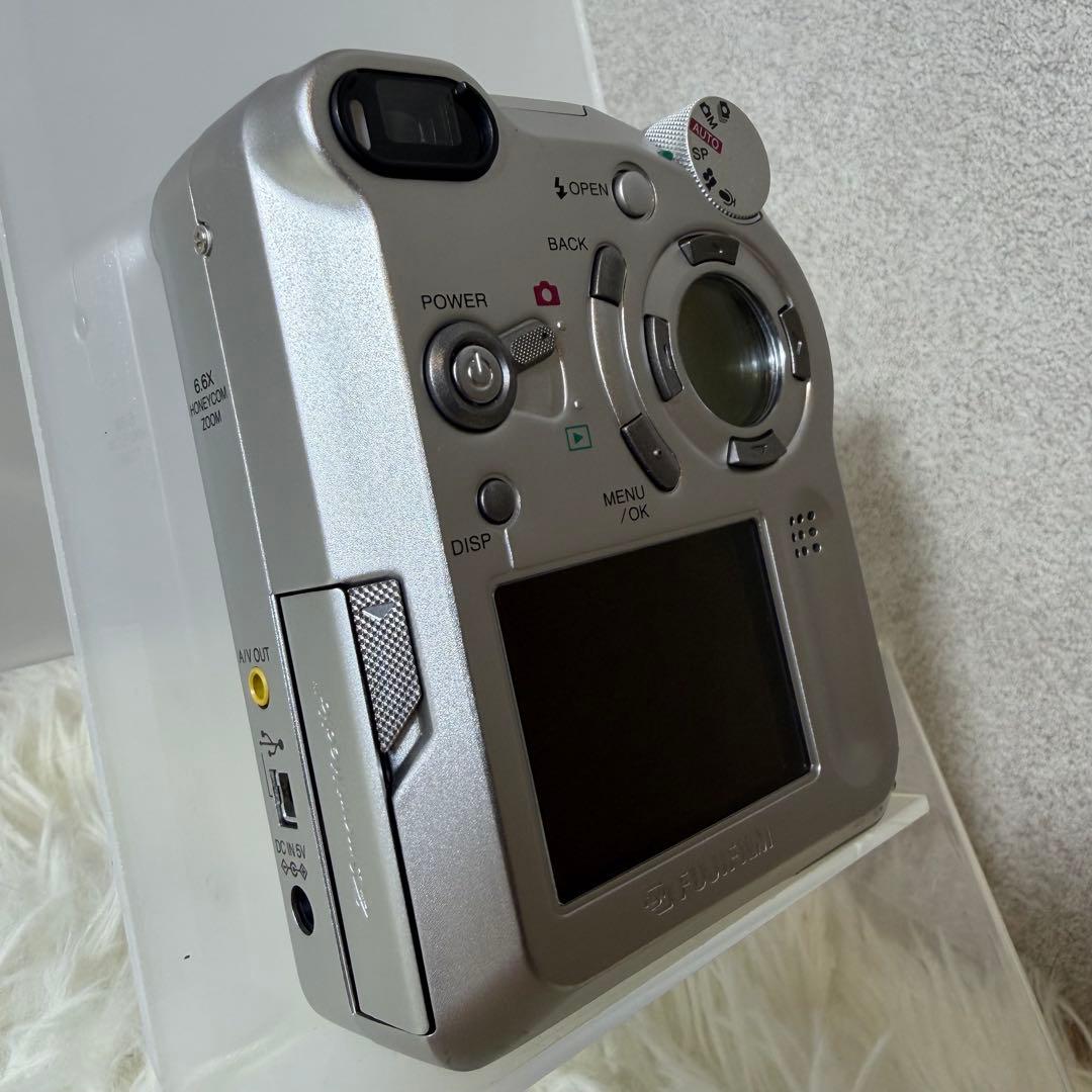 Fujifilm Compact Digital Cameras Finepix6800Z