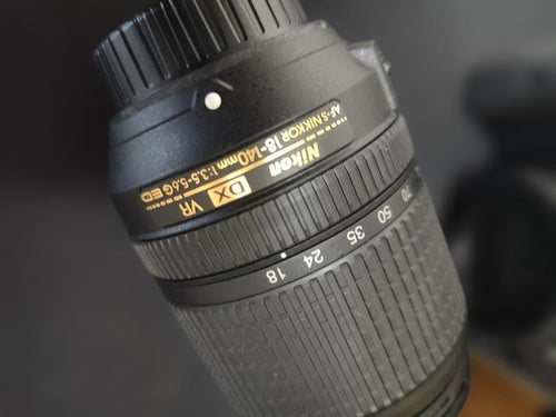 Nikon Digital Slrs D5300 18-140Mmvr