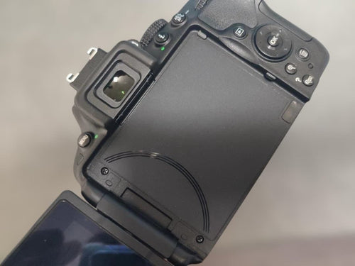 Nikon Digital Slrs D5300 18-140Mmvr