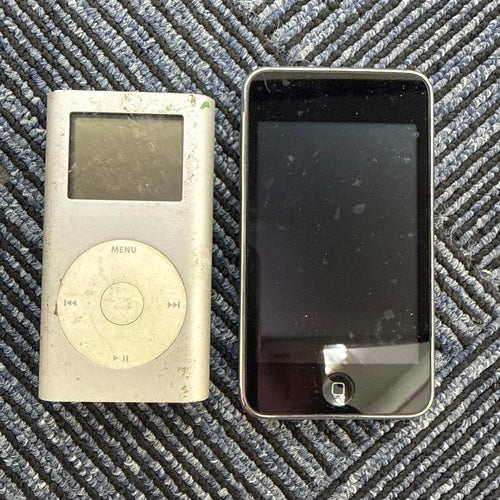 Apple Portable Players Ipod 2