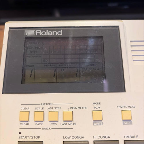 Roland Rhythm Machines Tr-505