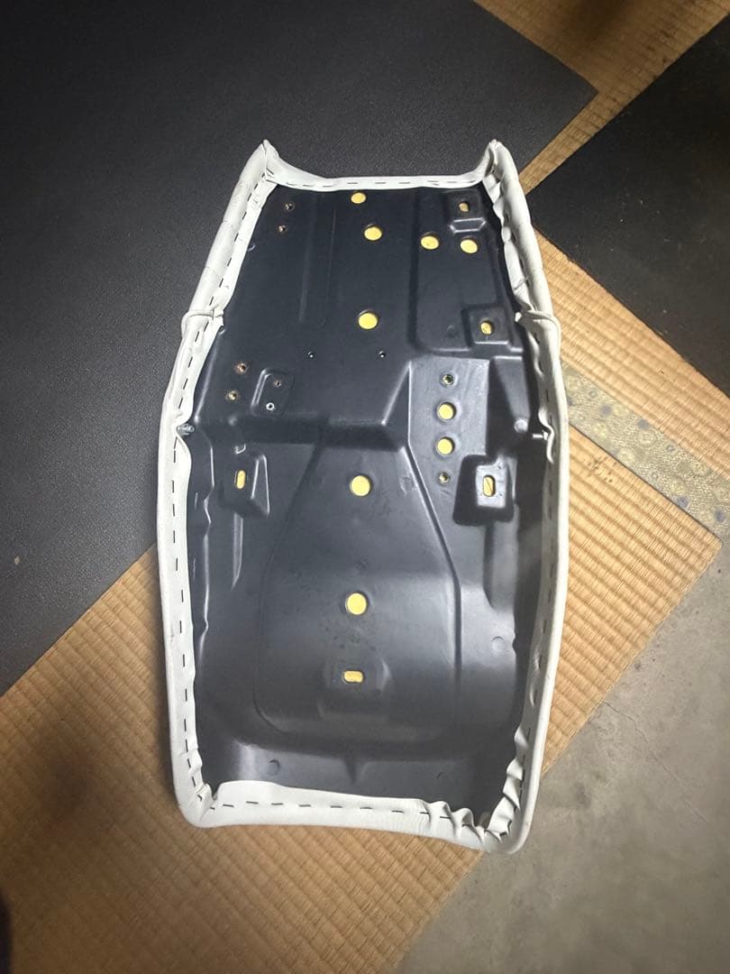 Kawasaki Seats Kz650