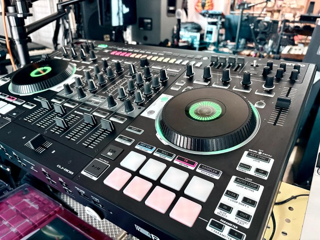 Rhythm Machines Roland Dj-808 Tr-808