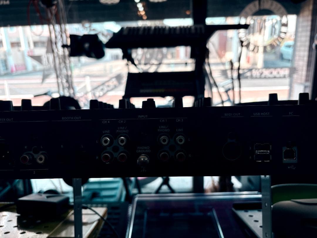 Rhythm Machines Roland Dj-808 Tr-808