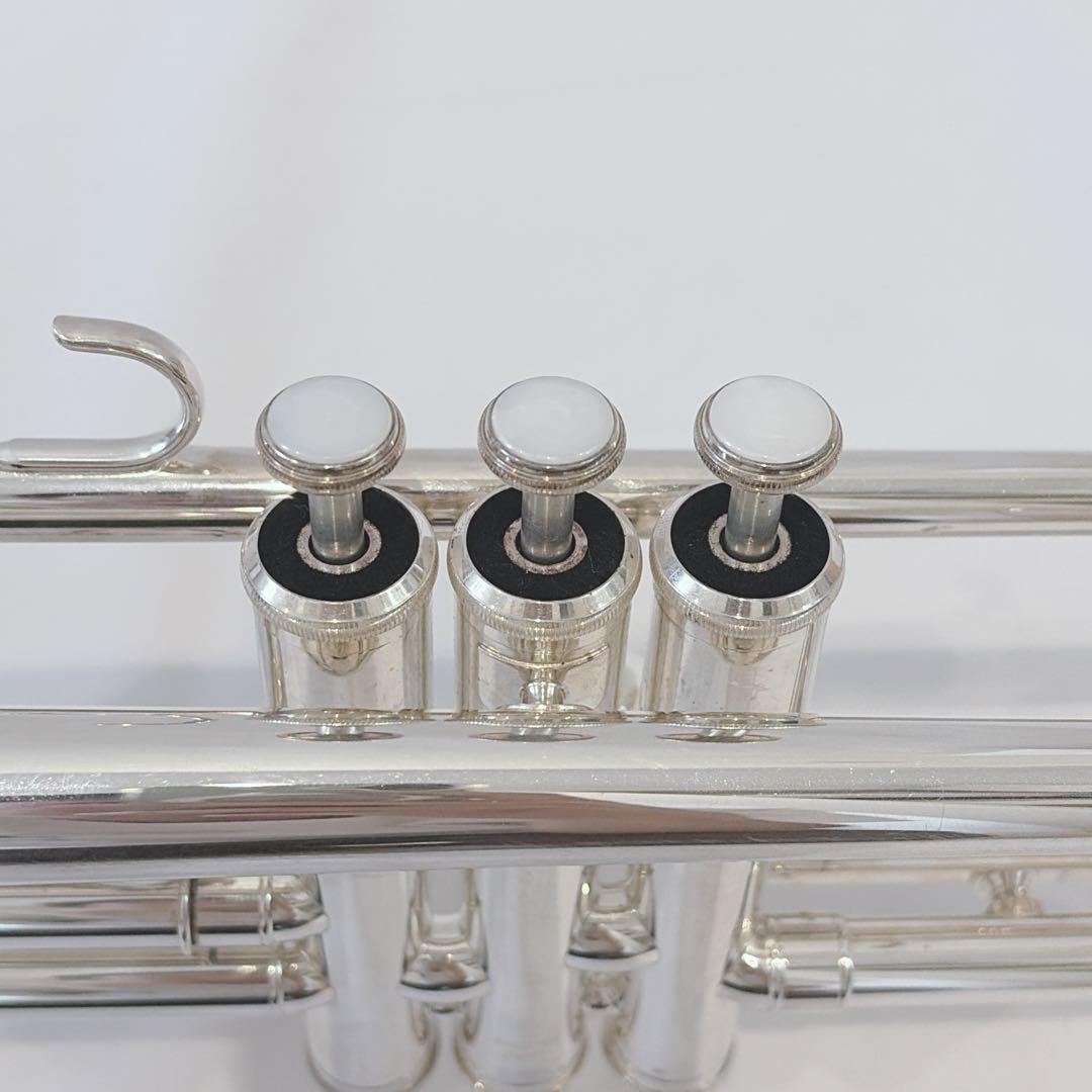 Yamaha Trumpets Ytr-2335