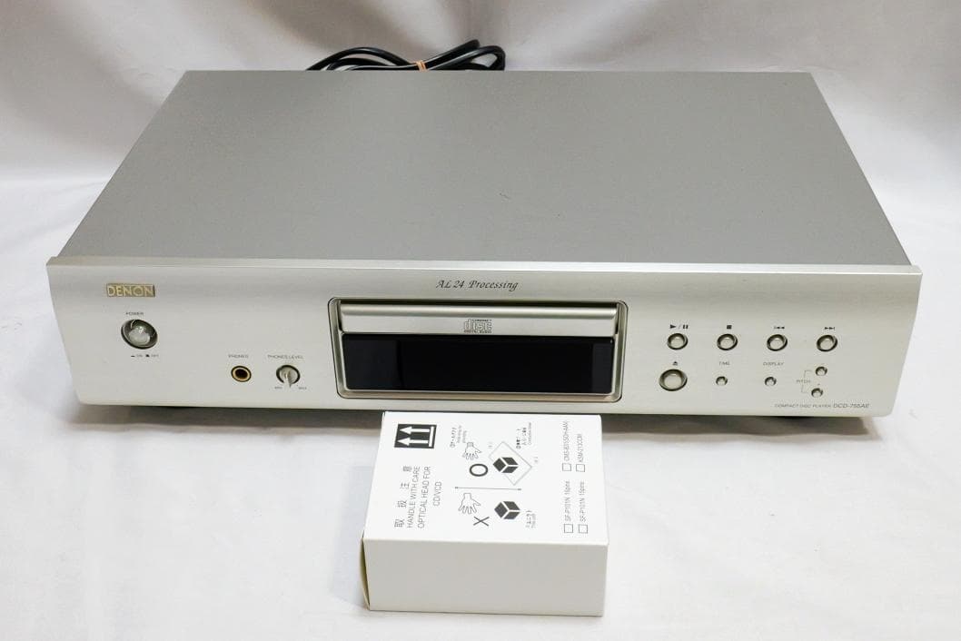 Cd Sacd Player Denon Dcd-755Ae