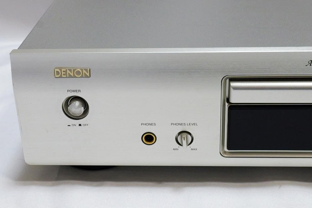 Cd Sacd Player Denon Dcd-755Ae