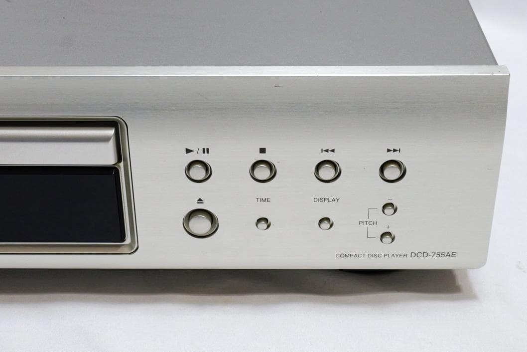 Cd Sacd Player Denon Dcd-755Ae