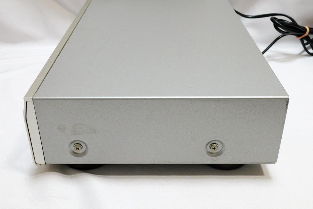 Cd Sacd Player Denon Dcd-755Ae