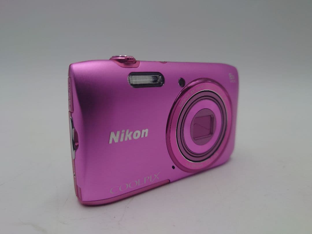Compact Digital Cameras Nikon Coolpix S6300