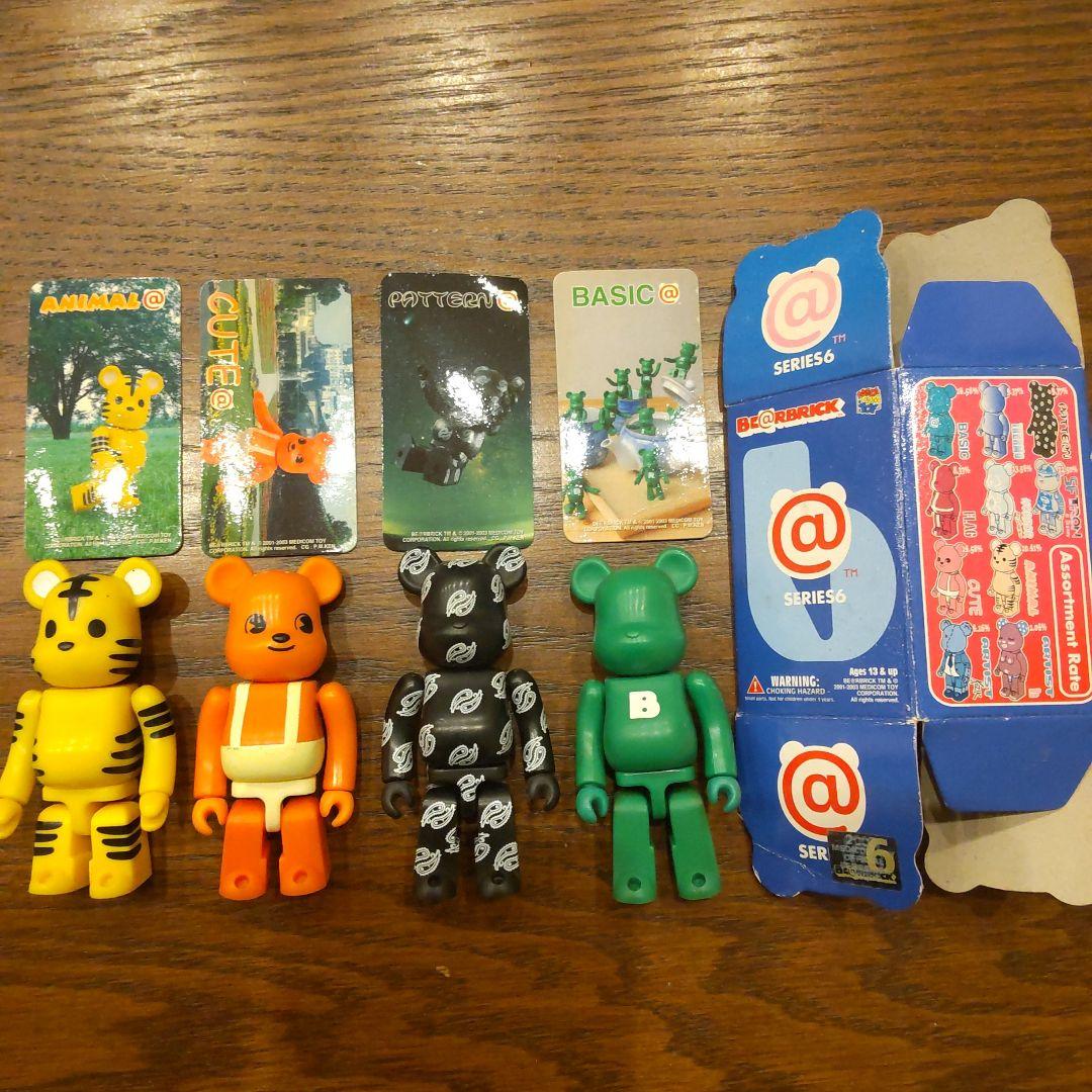 Medicom Toy Cubing Bearbrick 6 4