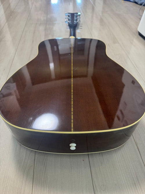 Yamaha Acoustic Guitar