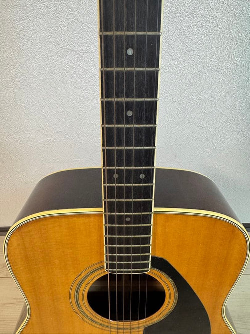 Yamaha Acoustic Guitar