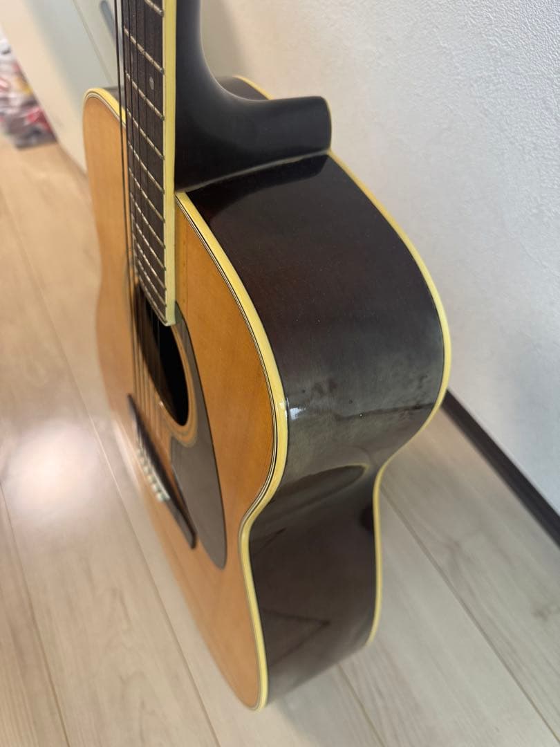 Yamaha Acoustic Guitar