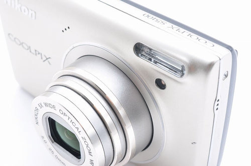 Nikon Compact Digital Camera 2 Coolpix S5100 1220 Ccd 1595