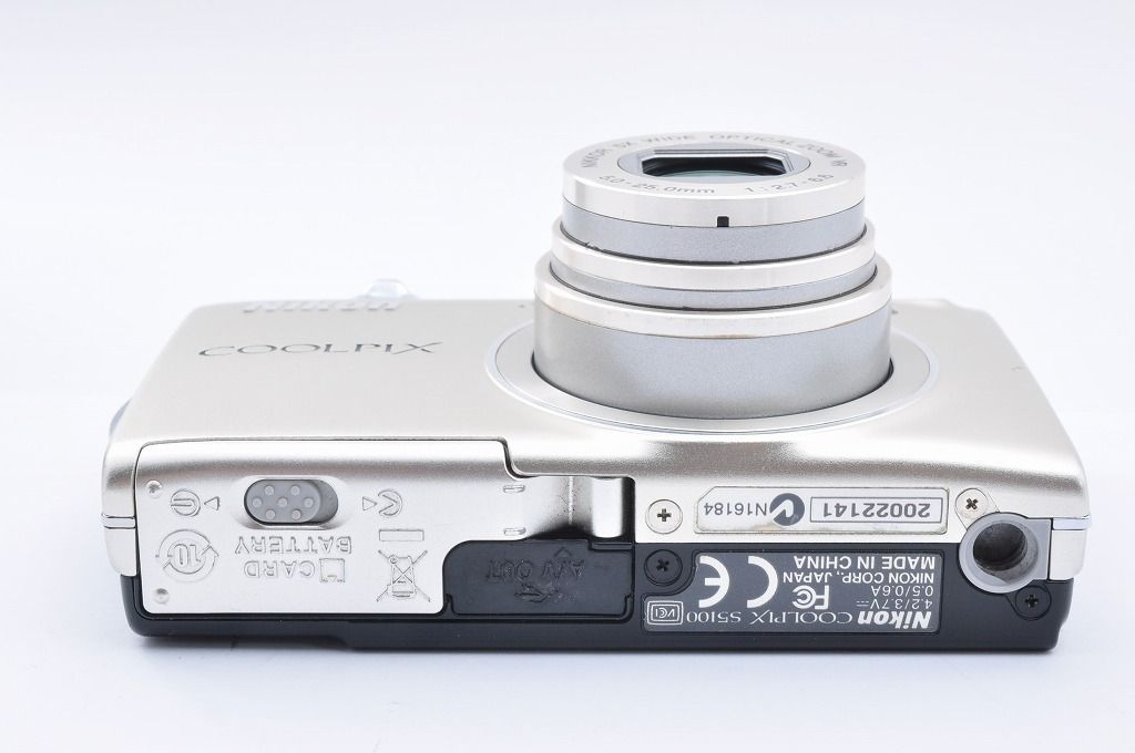 Nikon Compact Digital Camera 2 Coolpix S5100 1220 Ccd 1595