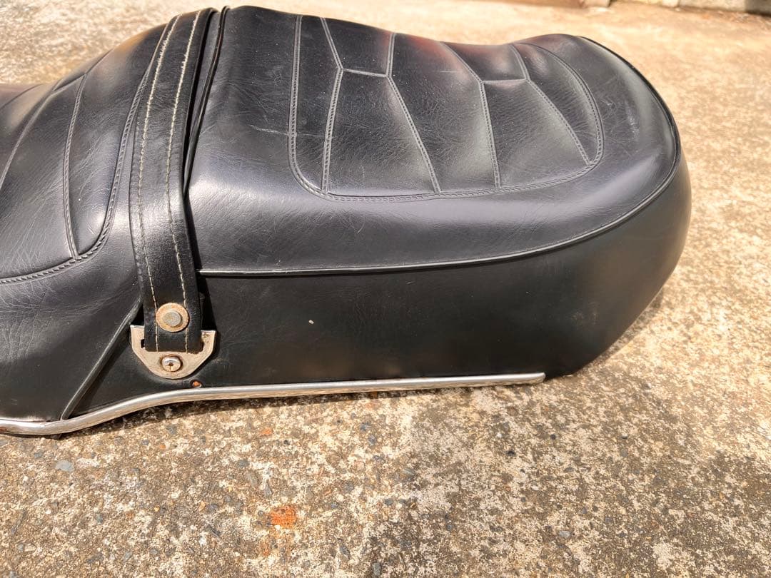 Seats Cb750K Rc01