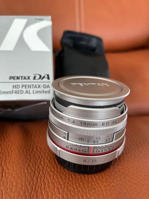 Pentax Lens (Single Focus) Hd Pentax-Da 15 Mmf4Ed Al Silver