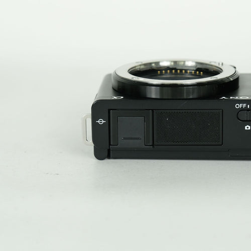 Sony Mirrorless Interchangeable Lips 2,965 Vlogcam Zv-E10 E