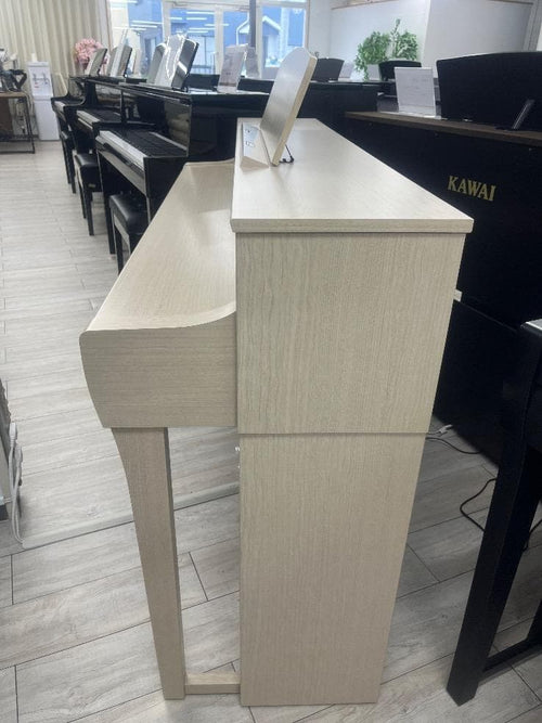 Yamaha Keyboards Digital Pianos 89432 Clp745Wa 20