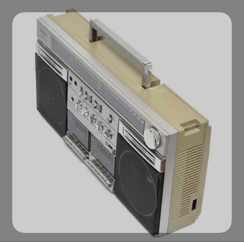 Radio And Boombox Toshiba Rt-S87 Bombeat