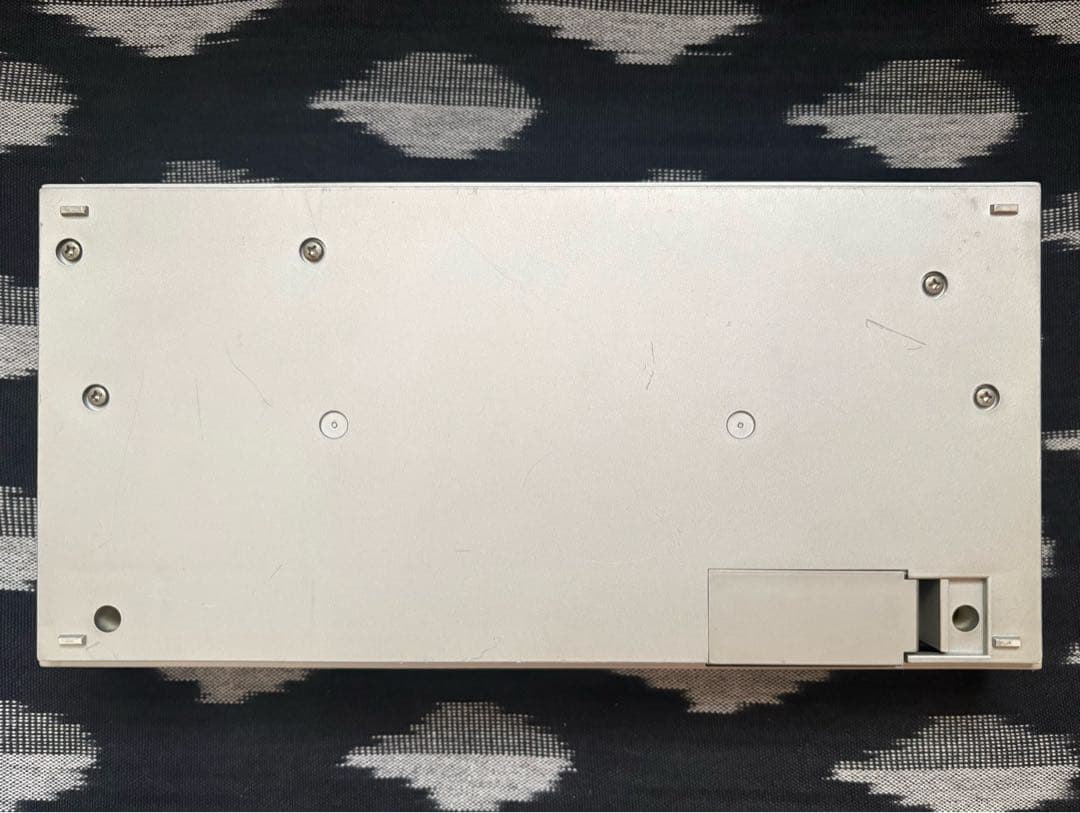 Roland Rhythm Machines Tr-606 Drum Machine