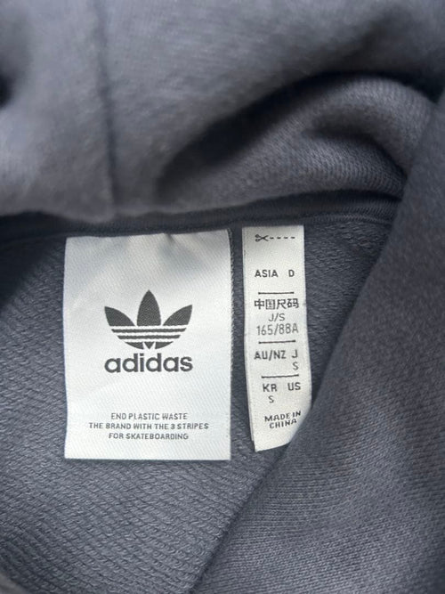 Hoodies :10,989 Adidas Mark Gonzales