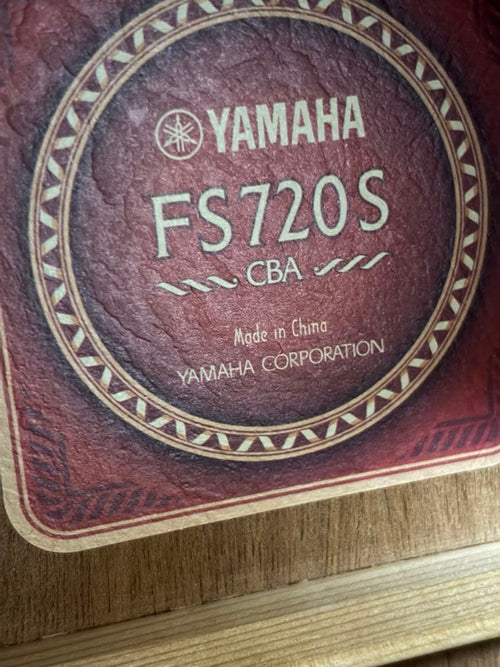 Yamaha Acoustic Guitars Fs720S