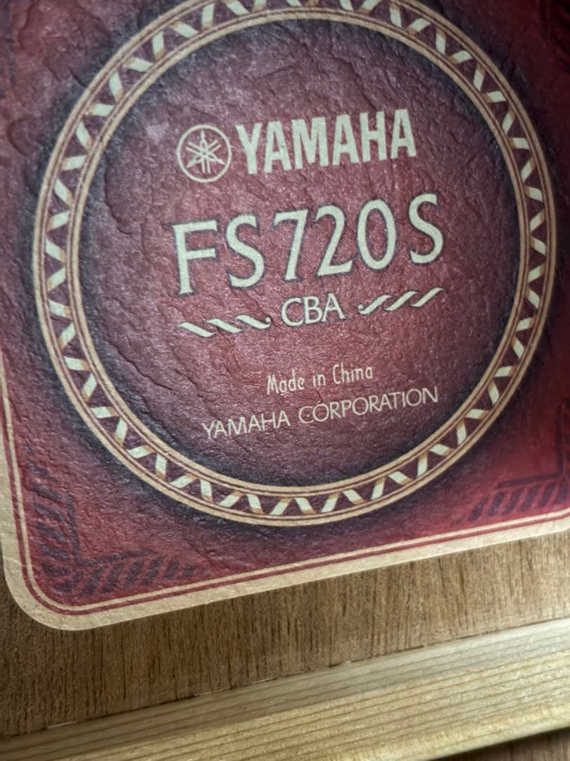 Yamaha Acoustic Guitars Fs720S