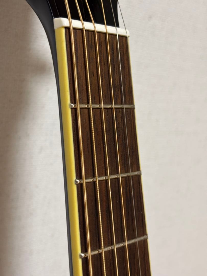 Yamaha Acoustic Guitars Fs720S