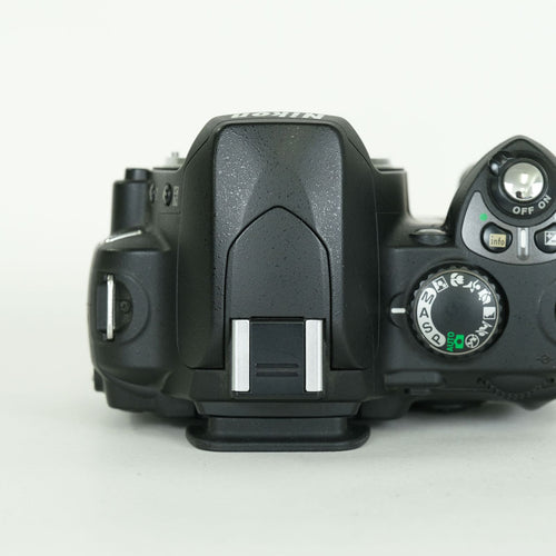 Nikon Digital Slr 16,550 D40 F