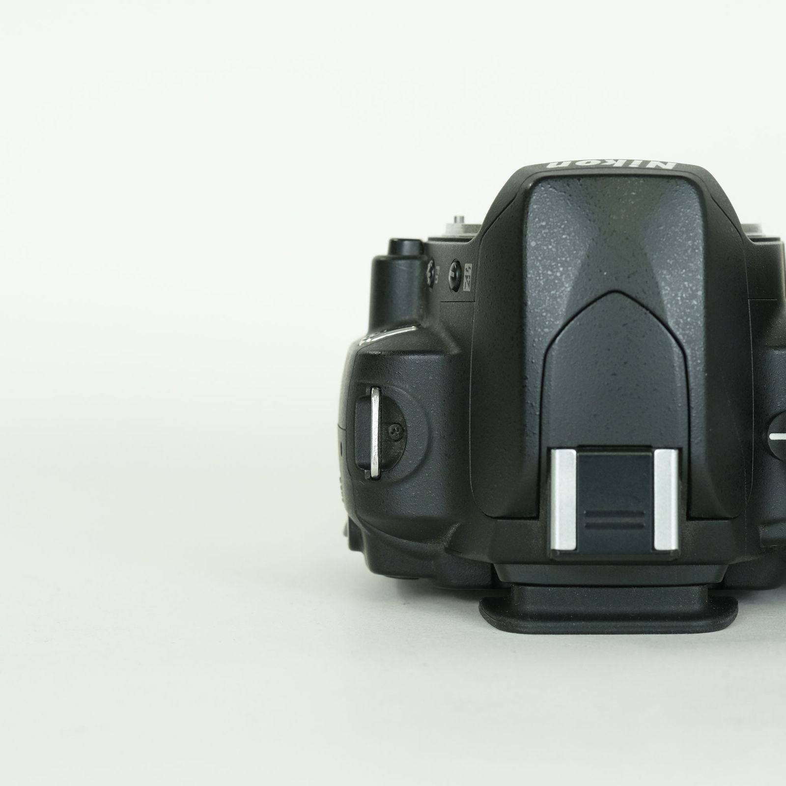 Nikon Digital Slr 16,550 D40 F
