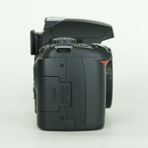 Nikon Digital Slr 16,550 D40 F