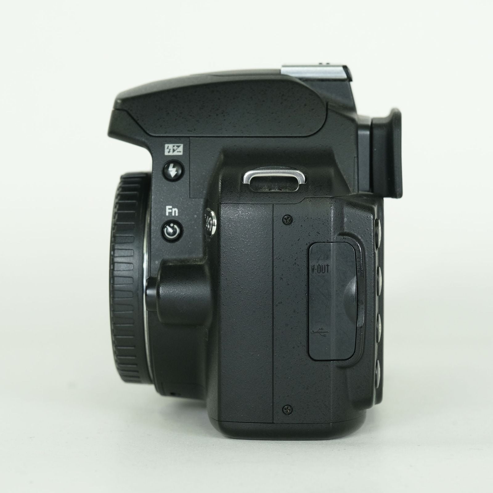 Nikon Digital Slr 16,550 D40 F