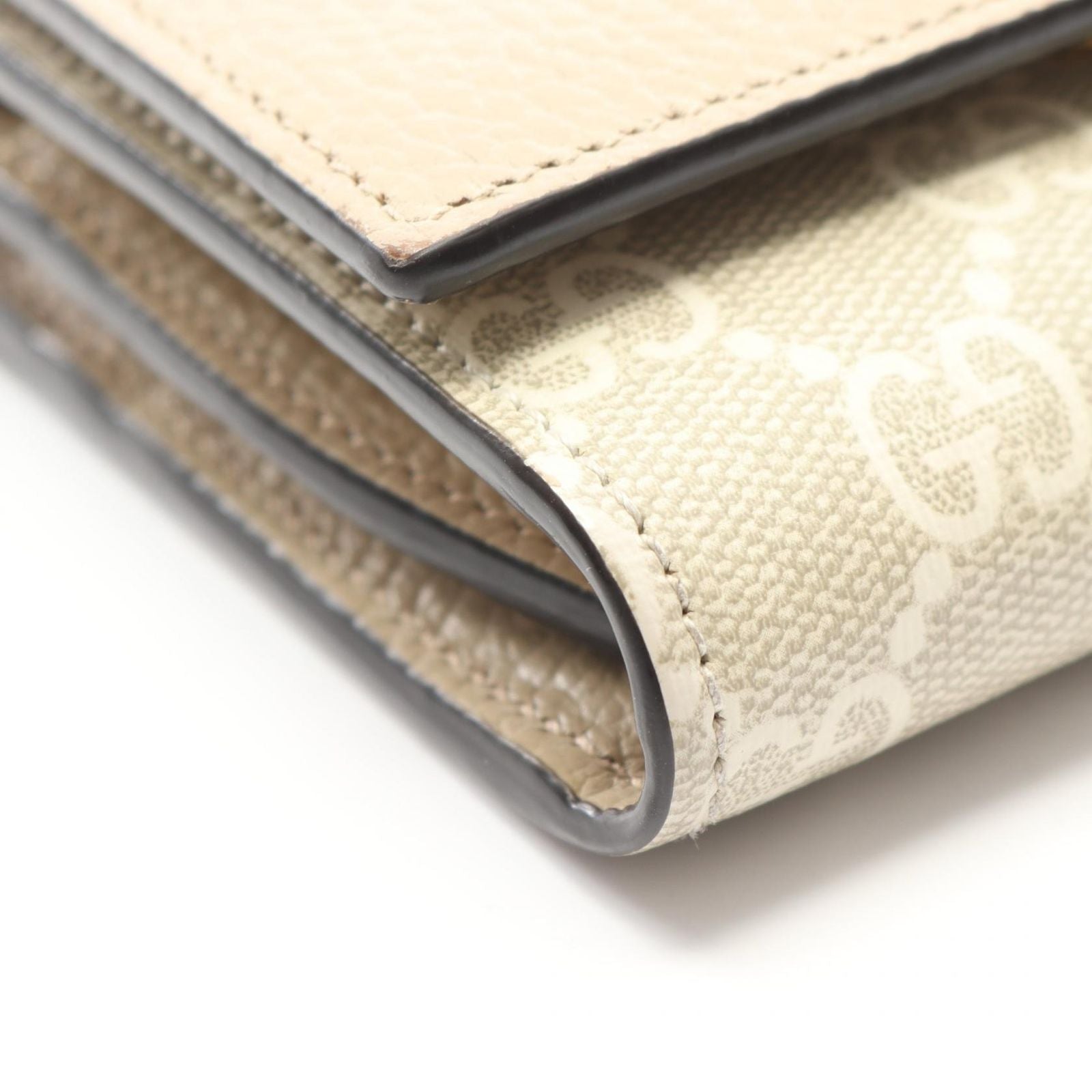 Gucci Bi-Fold Wallet Gg 598587 G Used A