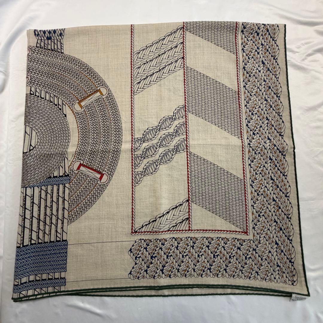 Hermes Stoles Shawls