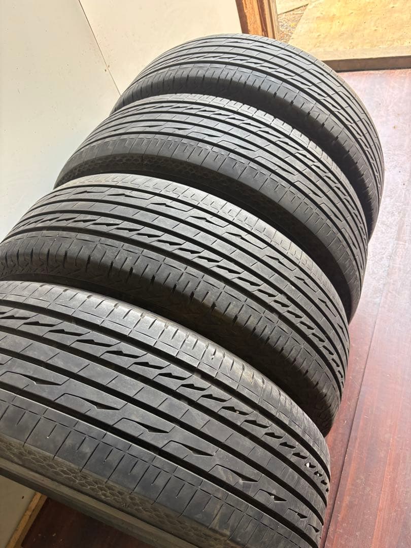 Bridgestone 17 Inches 225/65/17 Lx100