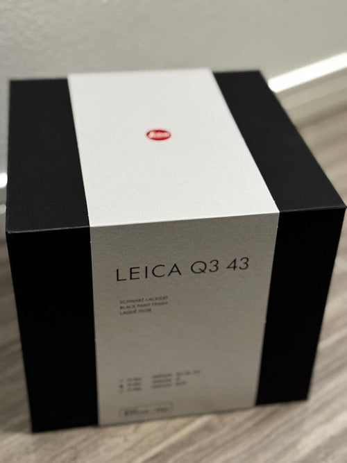 Leica Mirrorless Interchangeable Lens Cameras Q3 43