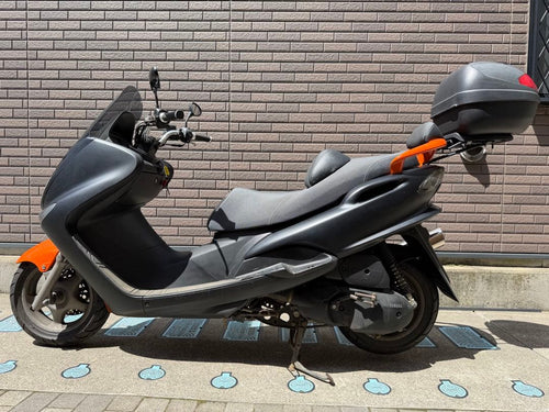 Majesty Motorcycle Body 125 1