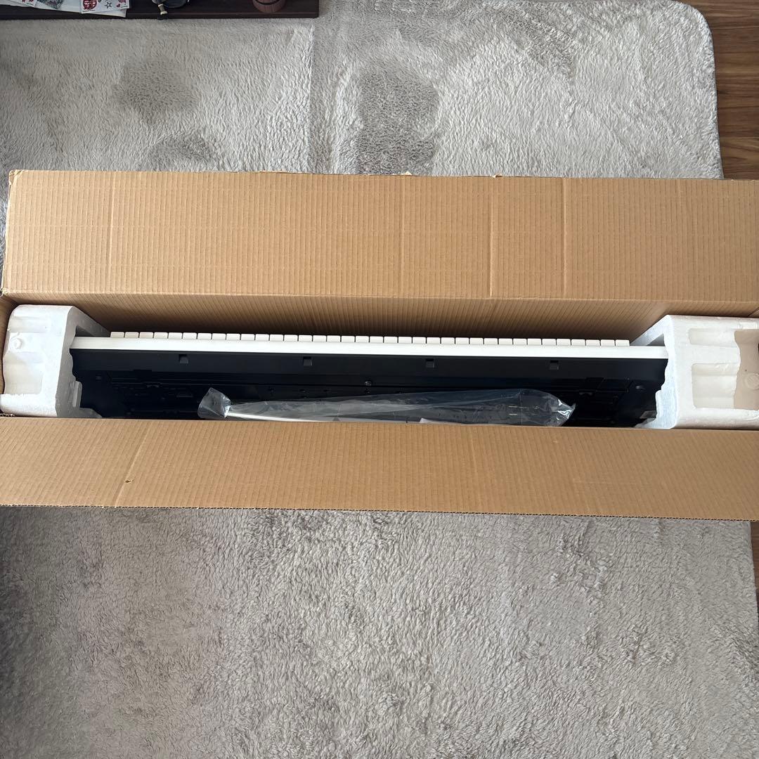 Keyboards Digital Pianos Yamaha Piaggero Np-12Wh