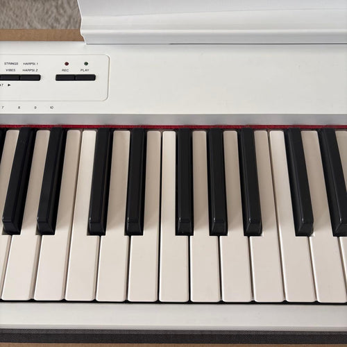 Keyboards Digital Pianos Yamaha Piaggero Np-12Wh