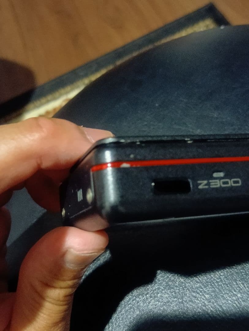 Compact Digital Cameras 300