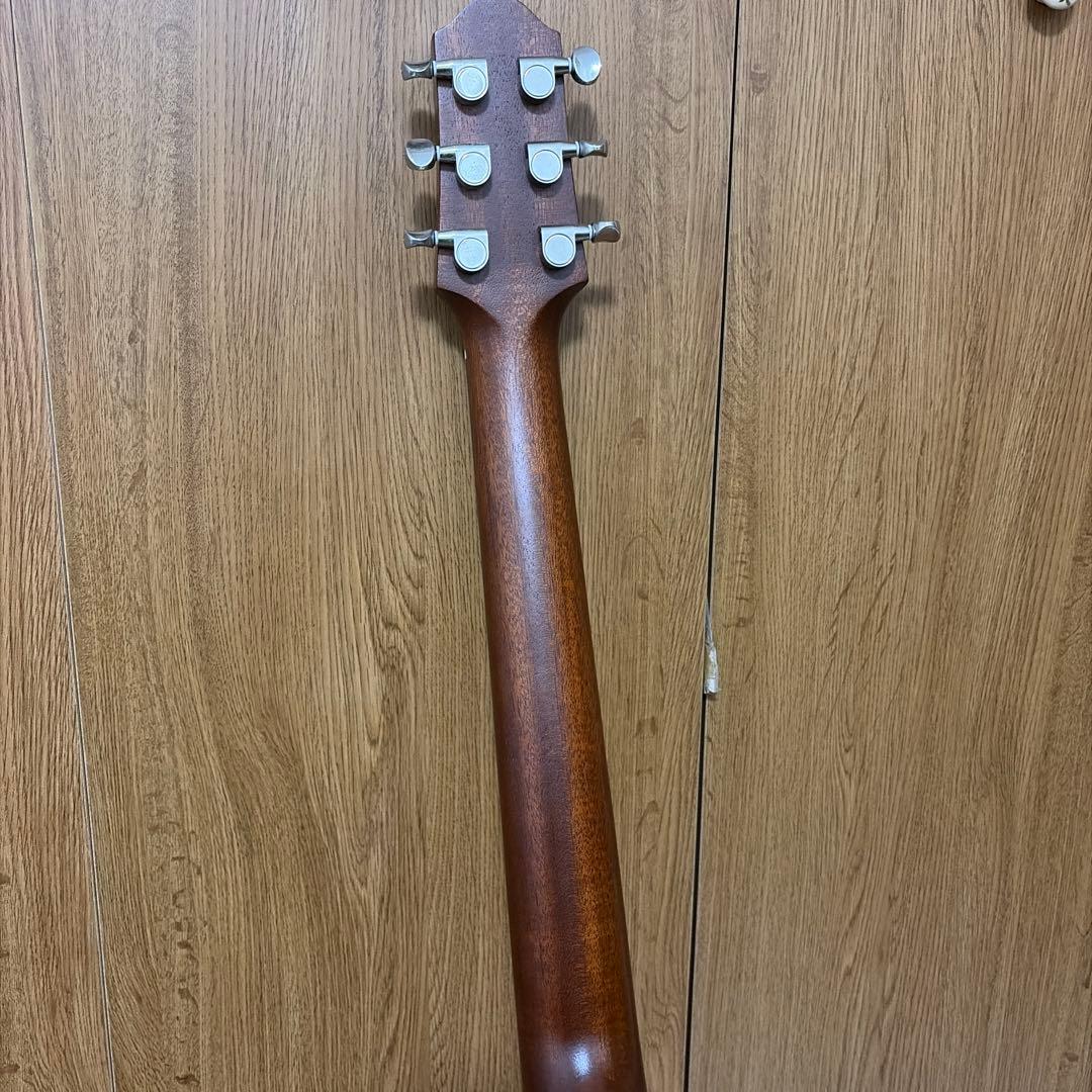 Yamaha Acoustic Guitars