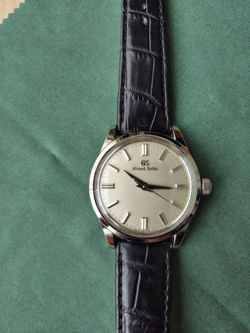 Grand Seiko Hand-Wound Watches Sbgw231 Oh