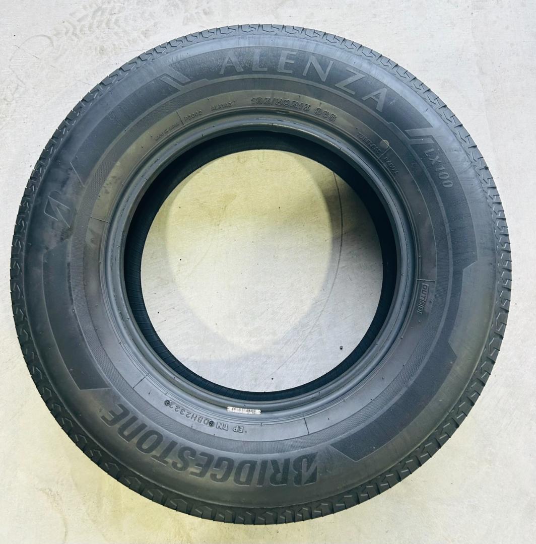 Bridgestone 15 Inches 195/80R15 Alenza Lx100 4